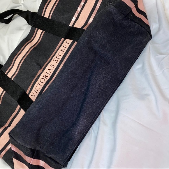 Victoria’s Secret Metallic Striped Tote Bag - Picture 4 of 8